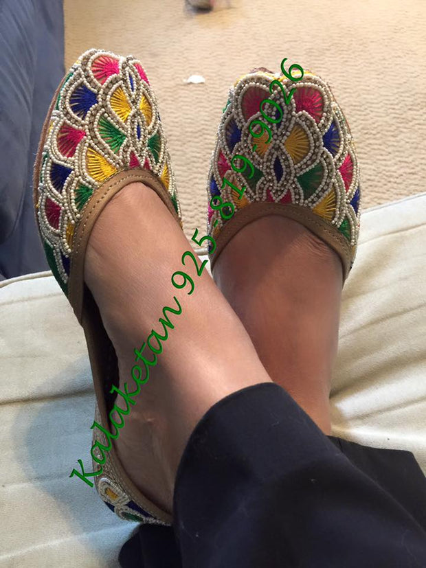 Hand-crafted, Jutti, Ethnic, Traditional, Footwear, Artisanal, Embroidered, Handmade, Craftsmanship, Embellished, Leather, Cultural, Unique, Elegant, Comfortable, Stylish, Artistry, Heritage, Intricate, Fashion,