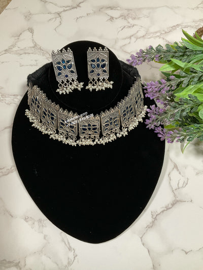 Choker, Necklace, Jewelry, Fashion, Trendy, Statement, Elegant, Vintage, Chic, Accessory, Collar, Bold, Glamorous, Adjustable, Versatile, Layered, Beaded, Velvet, Leather, Dainty,